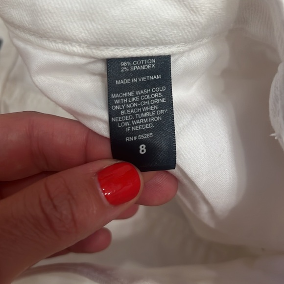 EXPRESS white jean shorts size 8 - Picture 3 of 3